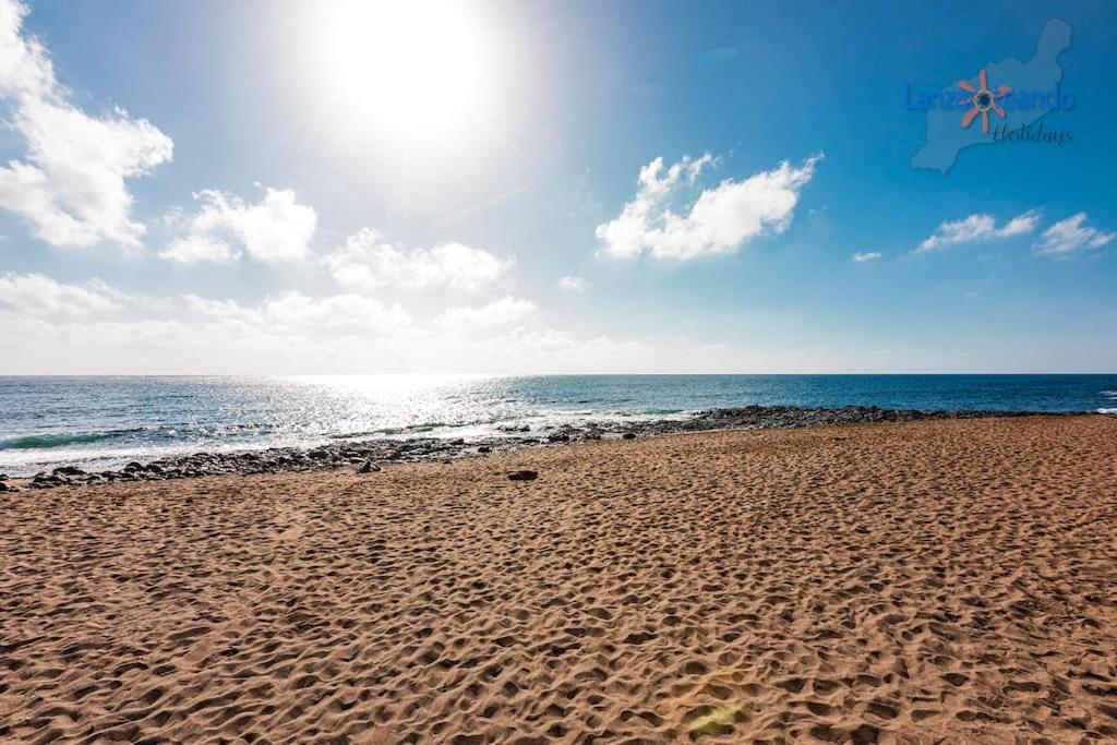 Casa Patty, Piscinas Climatizadas, Primera Linea Costa Teguise Eksteriør bilde